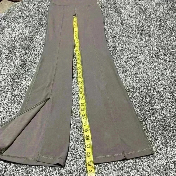 Aritzia TnAction TnaBUTTER Atmosphere Split Hi-Rise Legging Size 2xs - Note - Picture 4 of 10